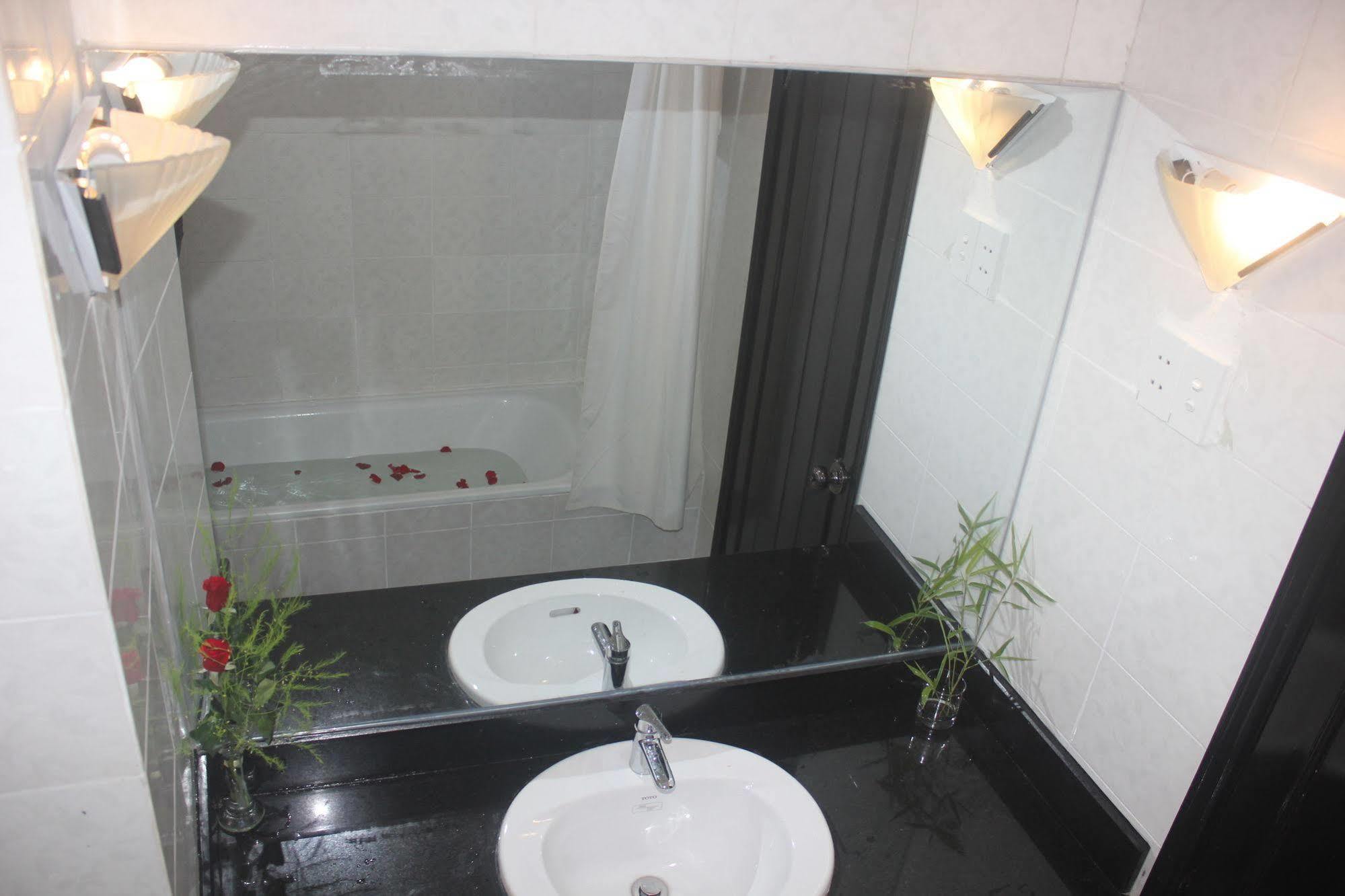 הוי אן Hai Yen Hotel מראה חיצוני תמונה